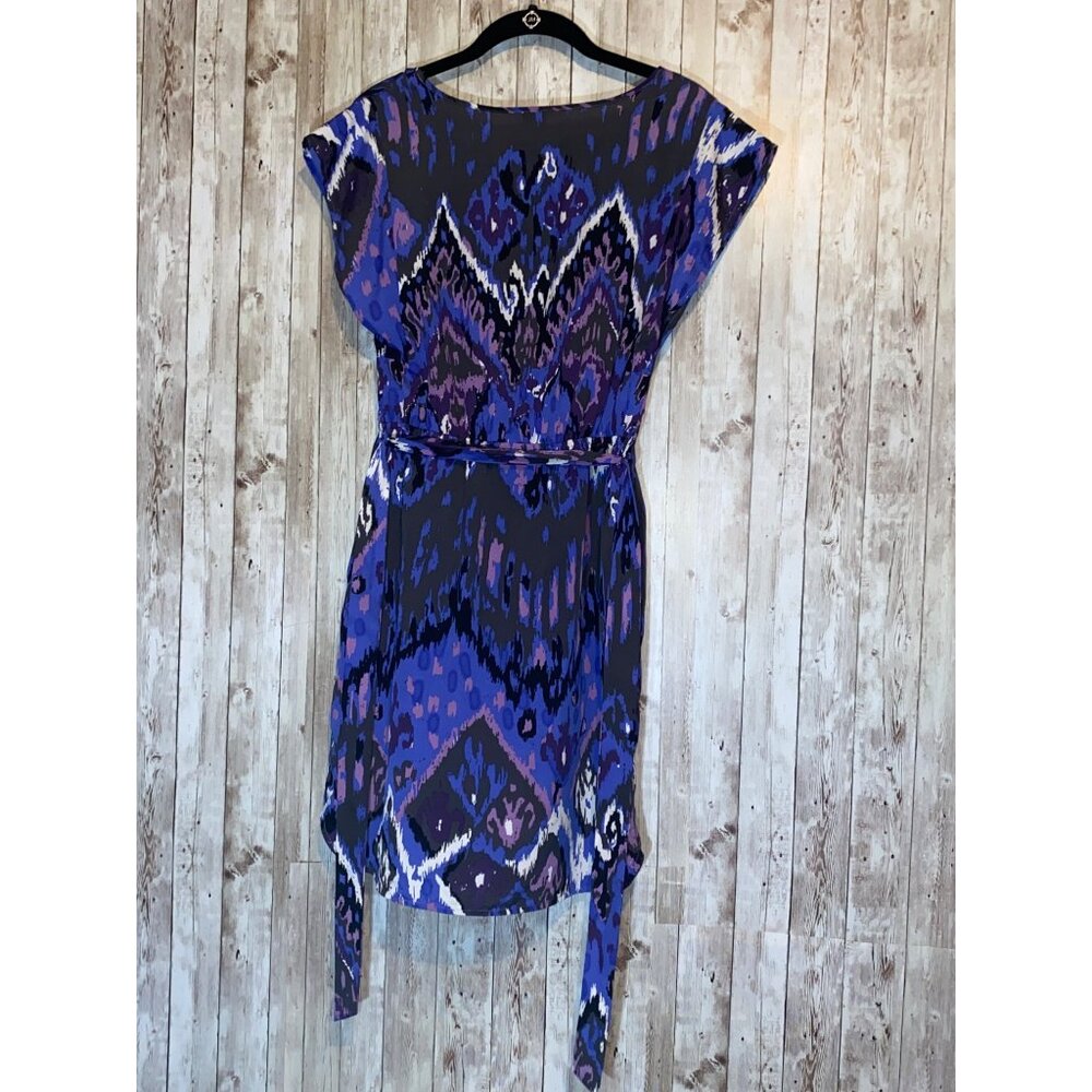 5/48 Purple Blue Multicolor Short Sleeve Tie Waist Dress Size XS Saks - Picture 6 of 11